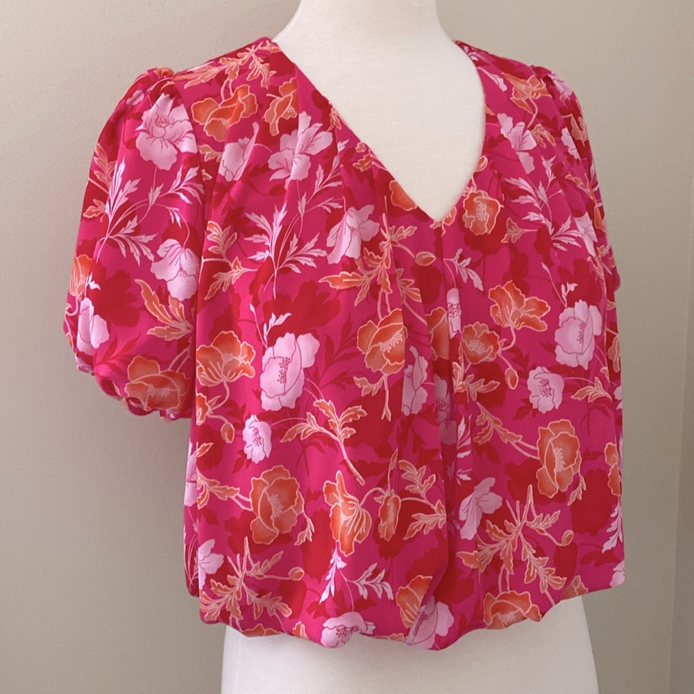 Pleione Floral Bubble Top V-neck Anthropologie